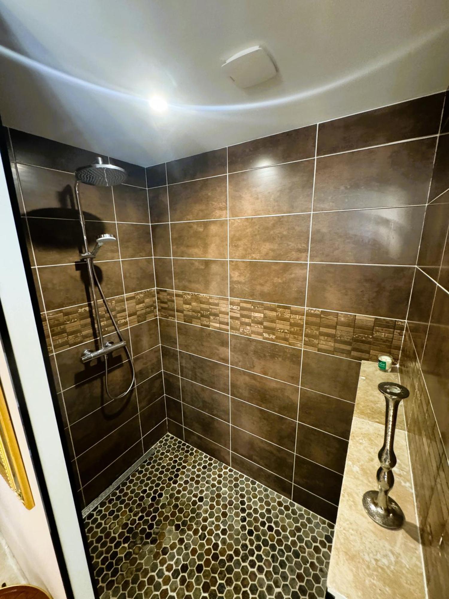 Le Dix - Classic Room - Vallabrix Proche Uzes Exteriör bild