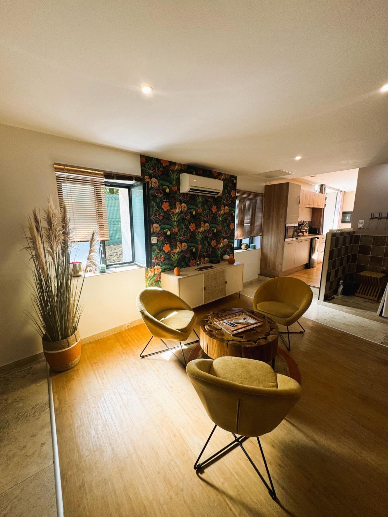 Le Dix - Classic Room - Vallabrix Proche Uzes Exteriör bild